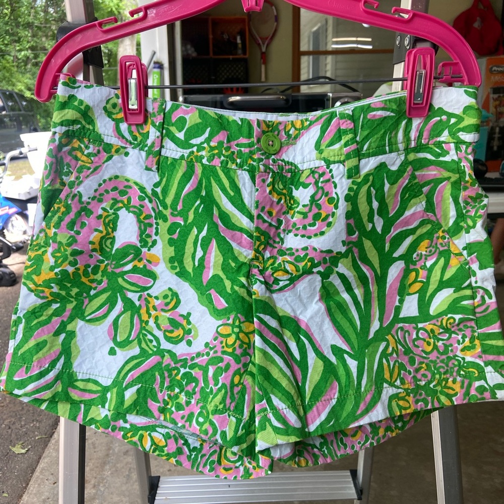 Lily Pulitzer Callahan Short Size 2